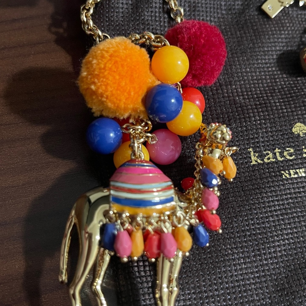 Kate Spade Spice Things Up Camel Pendant Necklace New - Picture 3 of 6